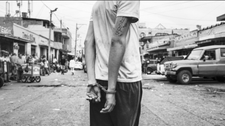 nicolo-filippo-rosso-photographe-documentaire-film-de-jose-muniain-amerique-centrale-amerique-du-sud-migrations-exodus-photodoc-venezuela-colombia-guatemala-VEC-COVER